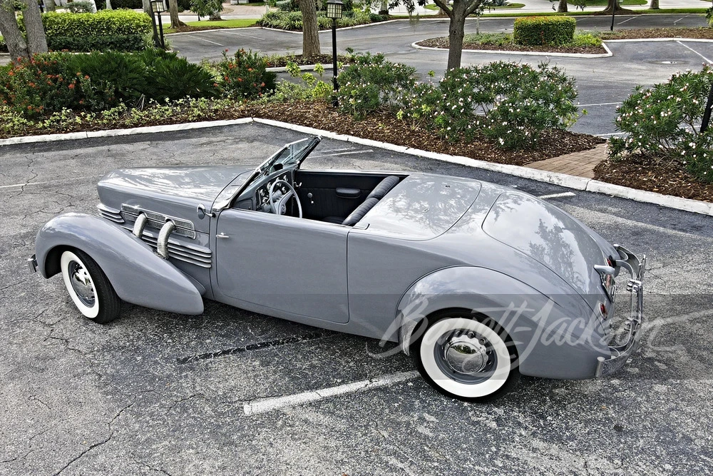 1937 Cord 810 & 812 - Image 5 of 15
