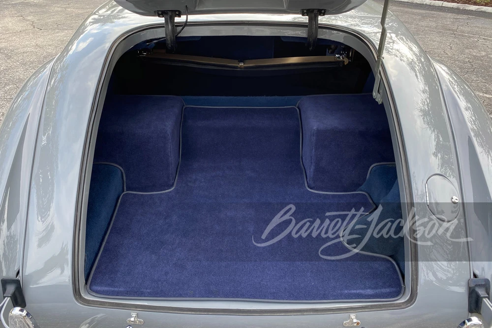 1937 Cord 810 & 812 - Image 9 of 15