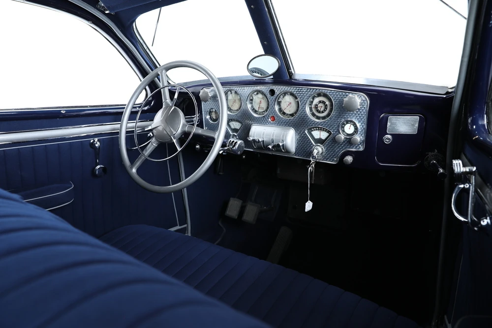 1937 Cord 810 & 812 - Image 4 of 10