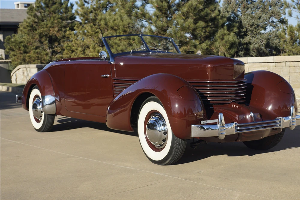 1937 Cord 810 & 812 - Image 5 of 5