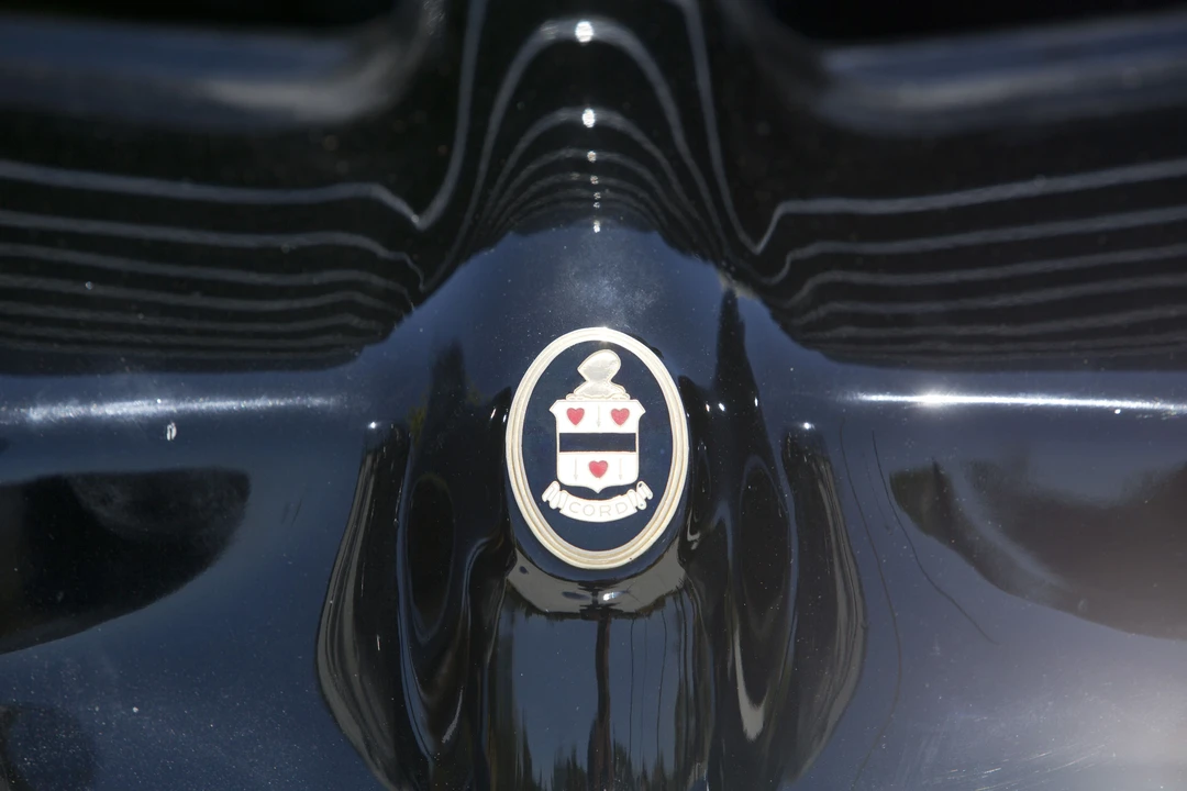 1937 Cord 810 & 812 - Image 22 of 31