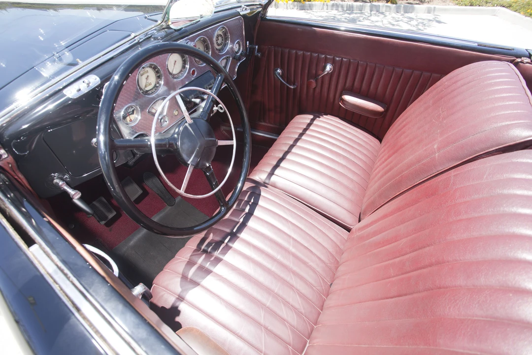 1937 Cord 810 & 812 - Image 18 of 31