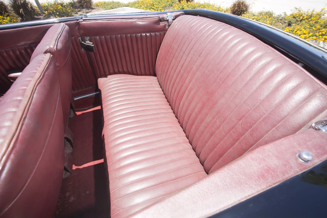 1937 Cord 810 & 812 - Image 12 of 31