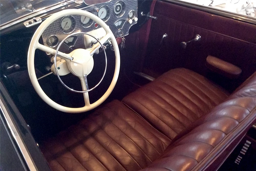 1937 Cord 810 & 812 - Image 4 of 5