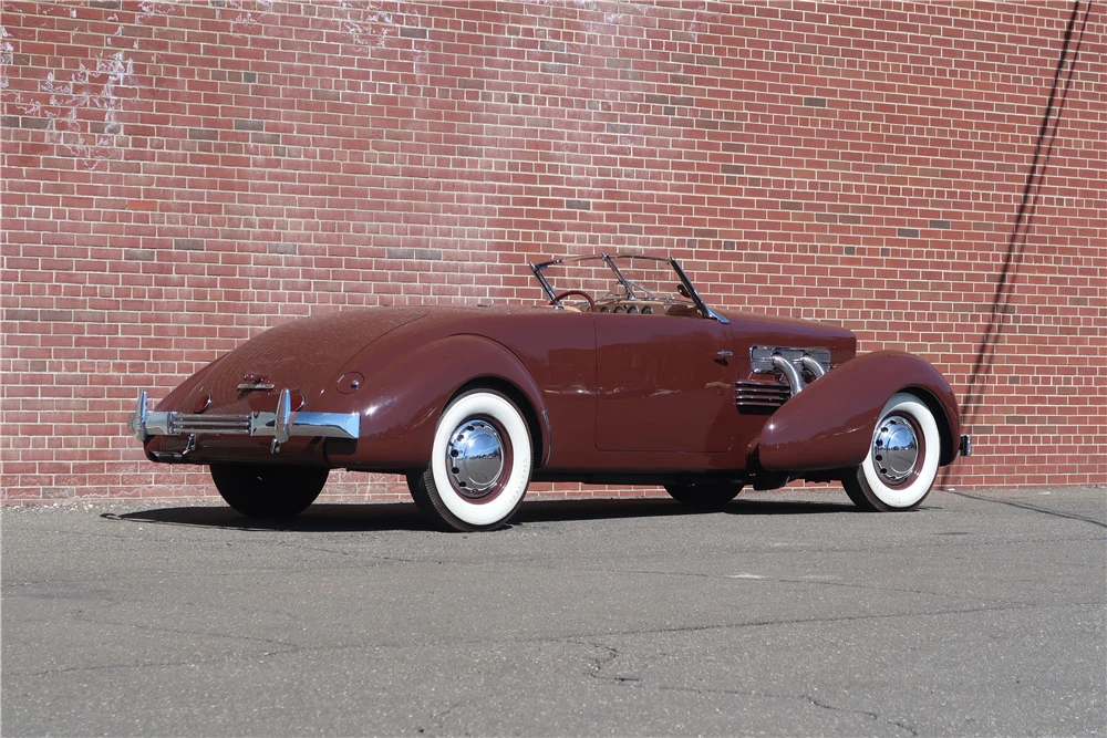 1937 Cord 810 & 812 - Image 5 of 5
