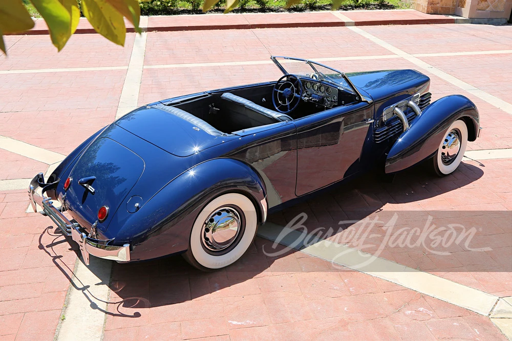 1937 Cord 810 & 812 - Image 11 of 21
