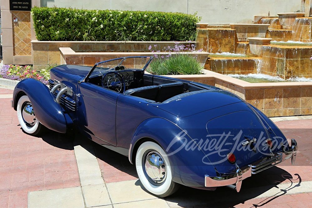 1937 Cord 810 & 812 - Image 12 of 21