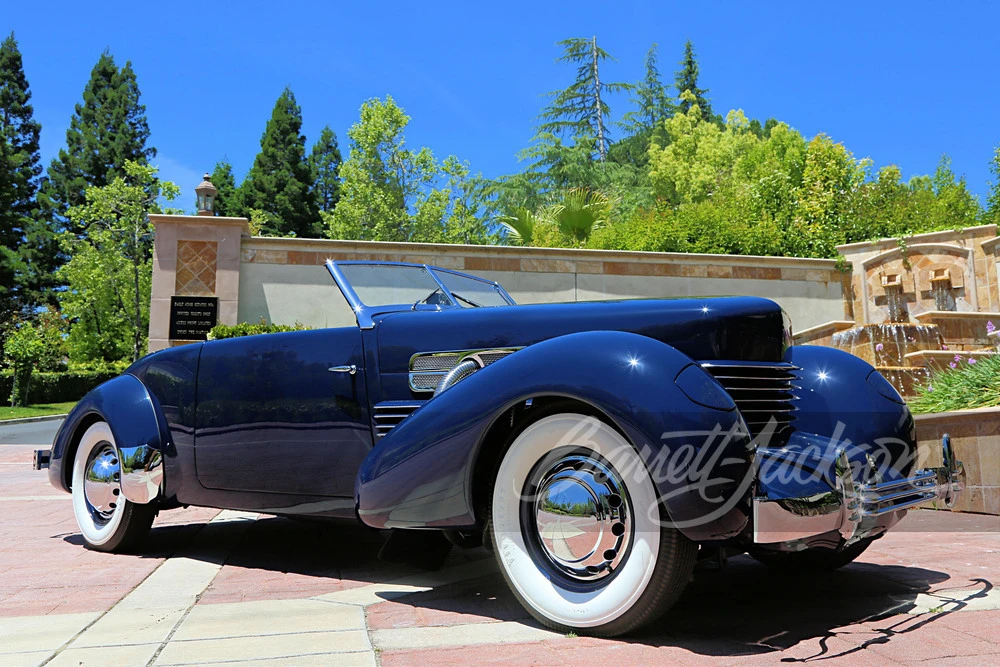 1937 Cord 810 & 812 - Image 14 of 21