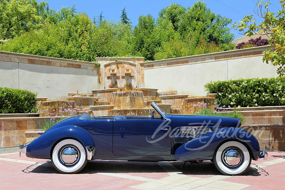 1937 Cord 810 & 812 - Image 5 of 21