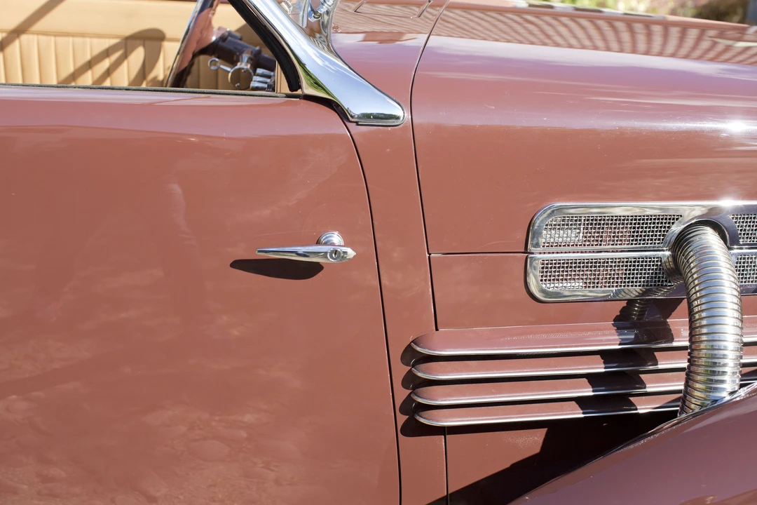 1937 Cord 810 & 812 - Image 20 of 22