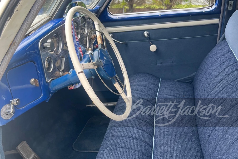 1937 Cord 810 & 812 - Image 3 of 9