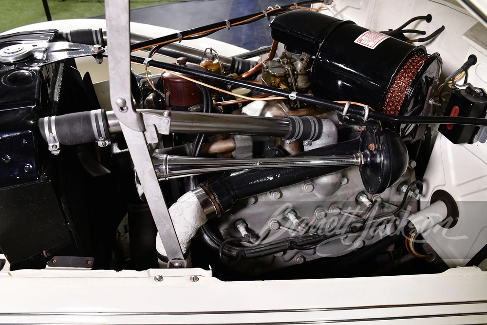 1937 Cord 810 & 812 - Image 4 of 16