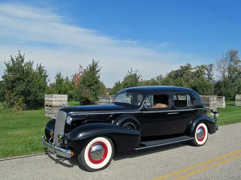 1937 Cadillac 75