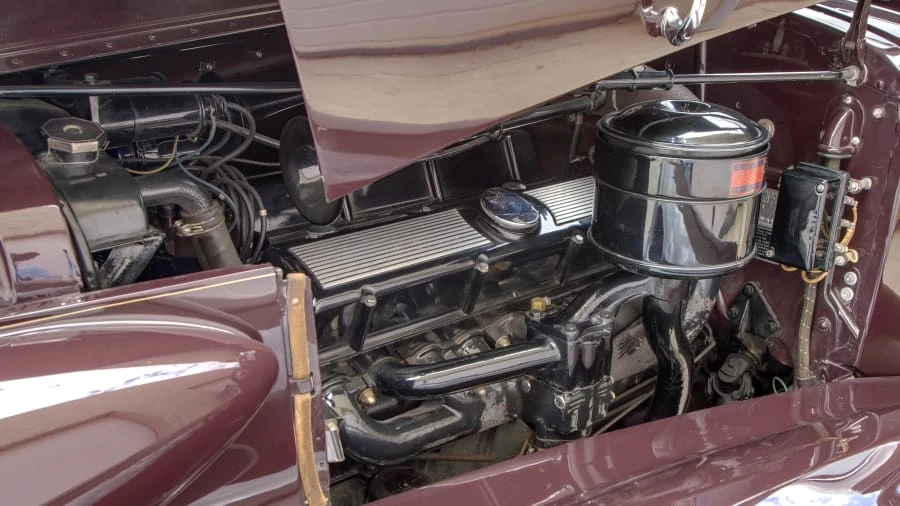 1937 Cadillac V-12 - Image 3 of 12