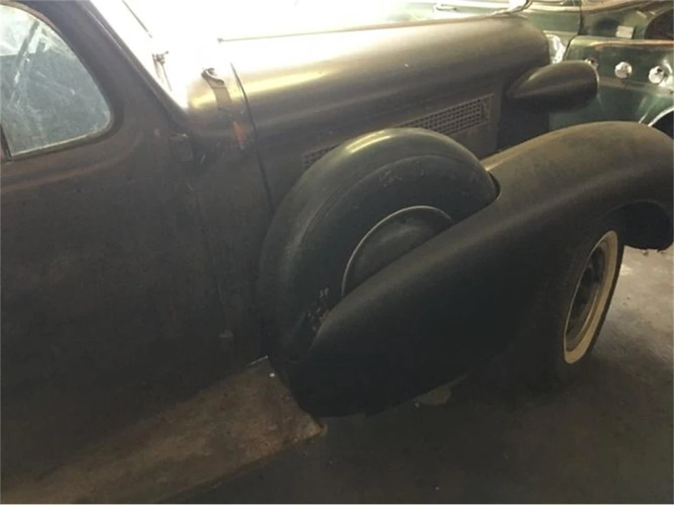 1937 Cadillac Fleetwood - Image 4 of 13