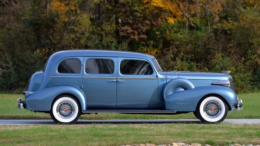1937 Cadillac Series 70 & 75 - Image 2 of 21