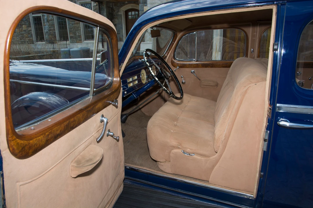 1937 Cadillac Series 70 & 75 - Image 25 of 31