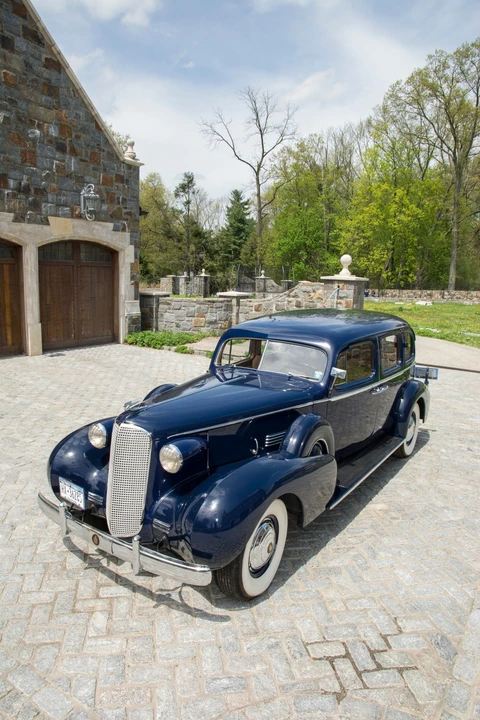 1937 Cadillac Series 70 & 75 - Image 3 of 31