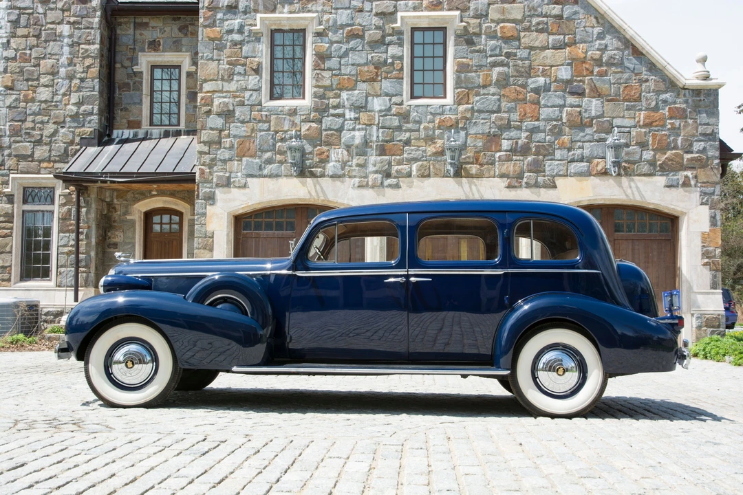 1937 Cadillac Series 70 & 75 - Image 6 of 31