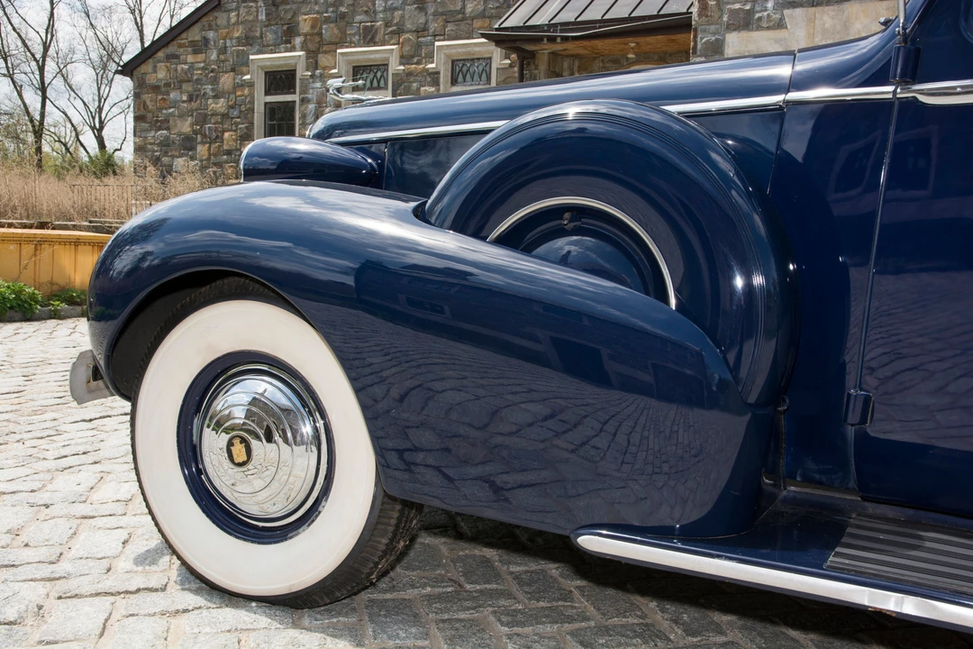 1937 Cadillac Series 70 & 75 - Image 29 of 31
