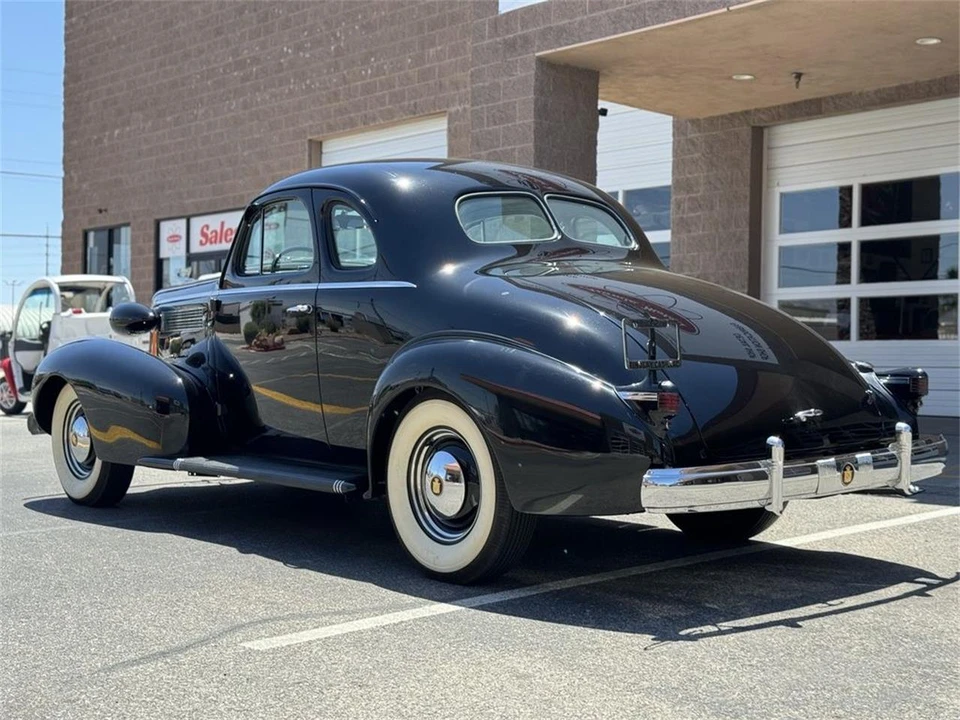 1937 Cadillac Series 60 - Image 6 of 31