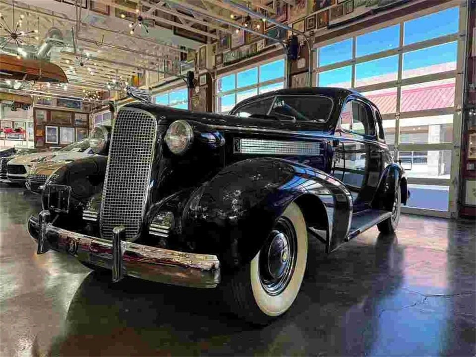 1937 Cadillac Series 60 - Image 3 of 31