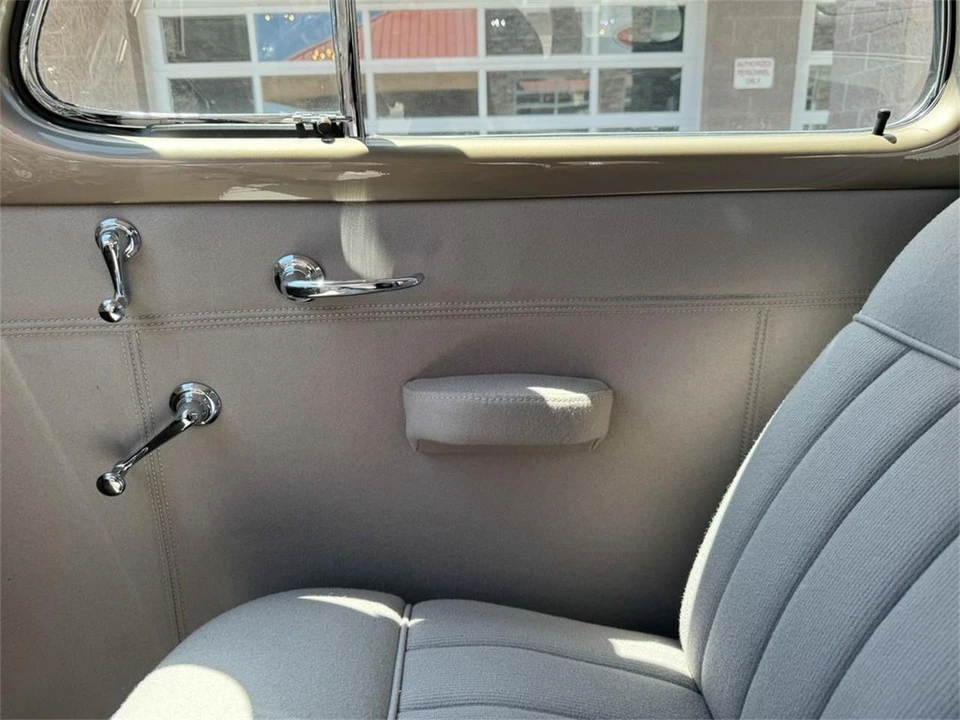 1937 Cadillac Series 60 - Image 21 of 31