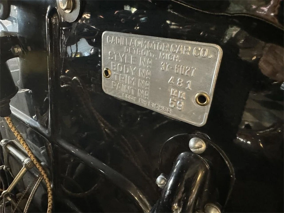 1937 Cadillac Series 60 - Image 27 of 31