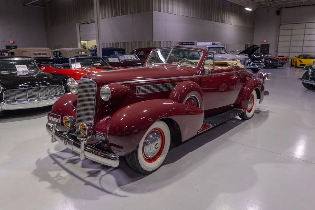1937 Cadillac Series 60 - Image 24 of 31