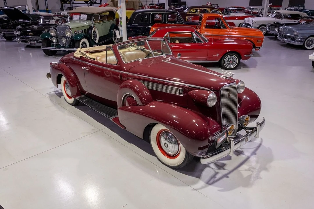 1937 Cadillac Series 60 - Image 10 of 31