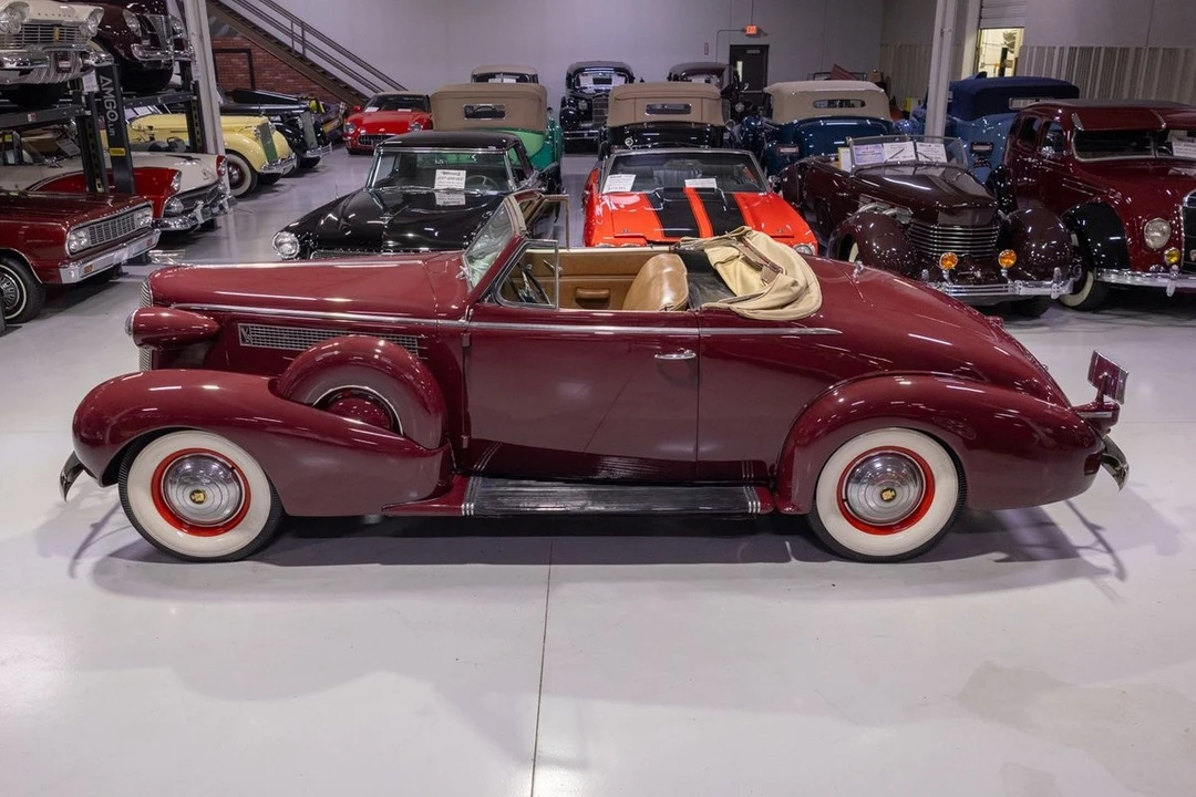 1937 Cadillac Series 60 - Image 15 of 31