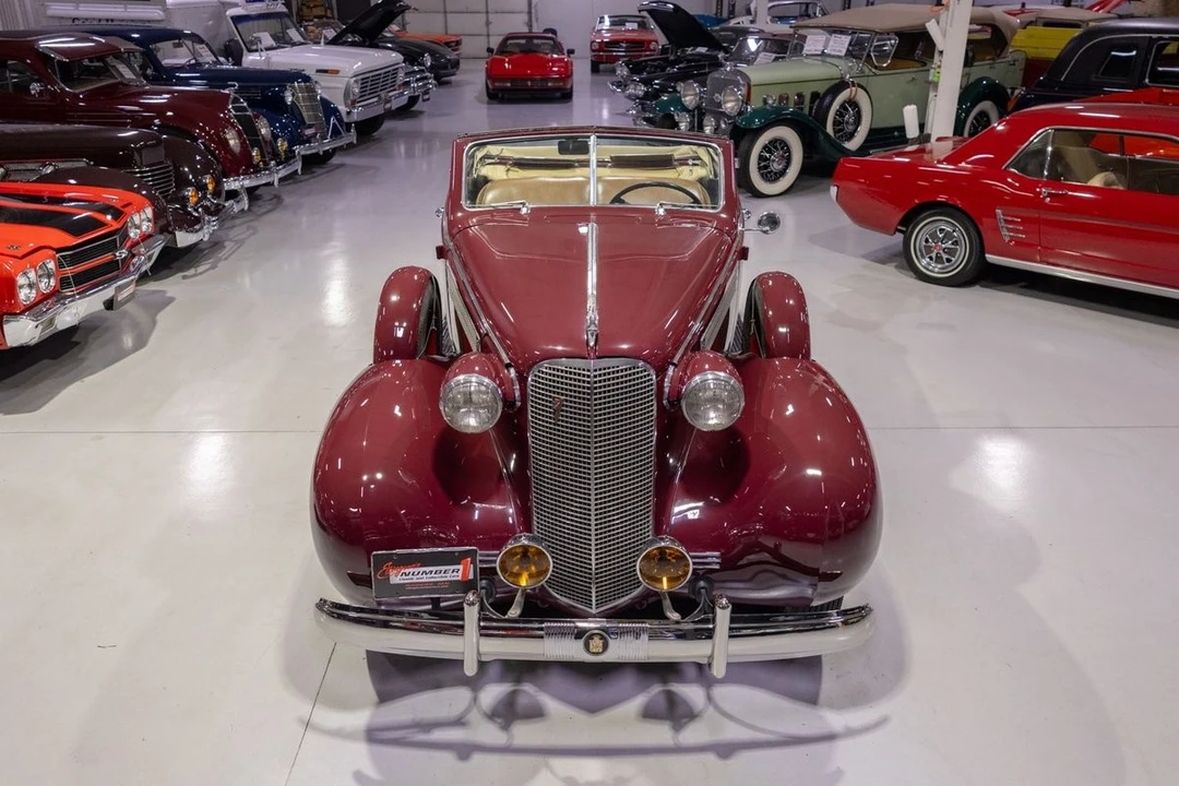 1937 Cadillac Series 60 - Image 9 of 12