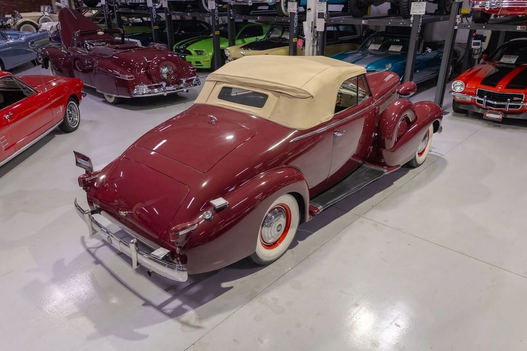 1937 Cadillac Series 60 - Image 20 of 31