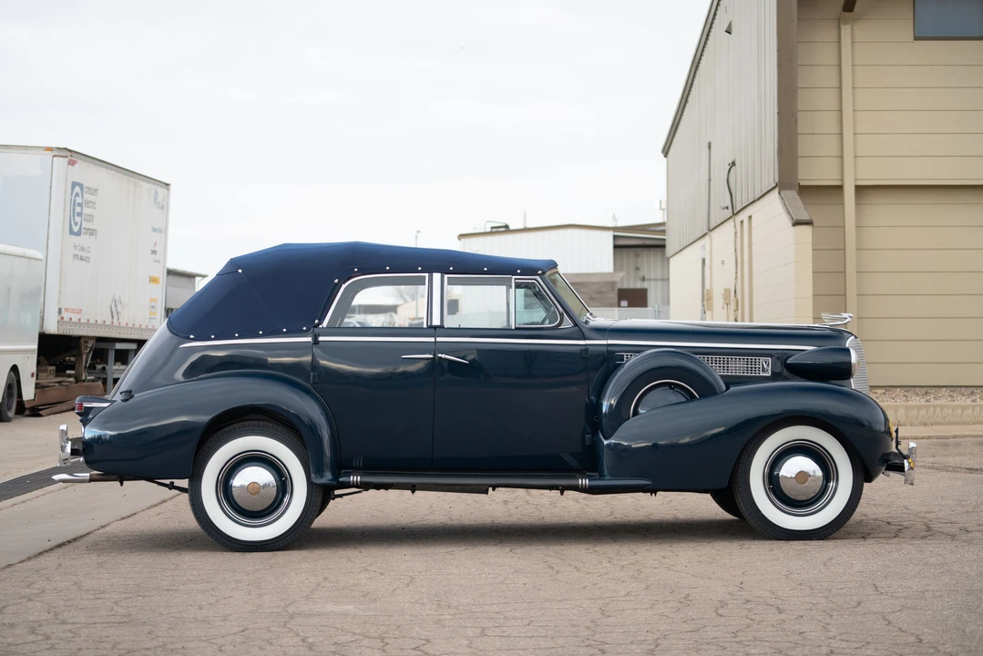 1937 Cadillac Series 60 - Image 4 of 31