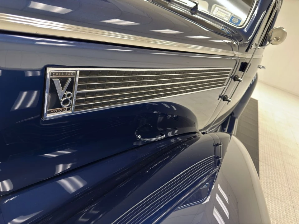 1937 Cadillac Series 60 - Image 12 of 21