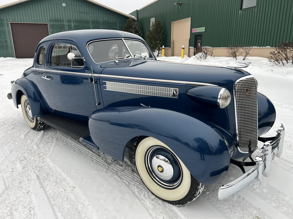 1937 Cadillac Series 60 - Image 5 of 31