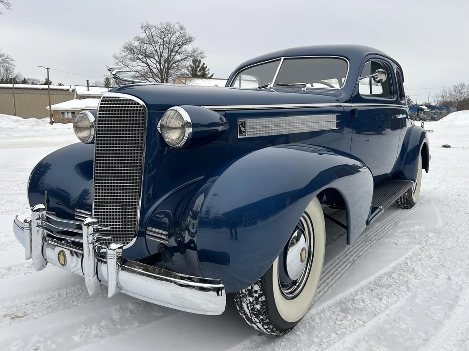 1937 Cadillac Series 60 - Image 4 of 31