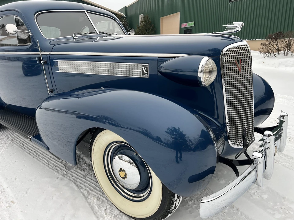 1937 Cadillac Series 60 - Image 12 of 31