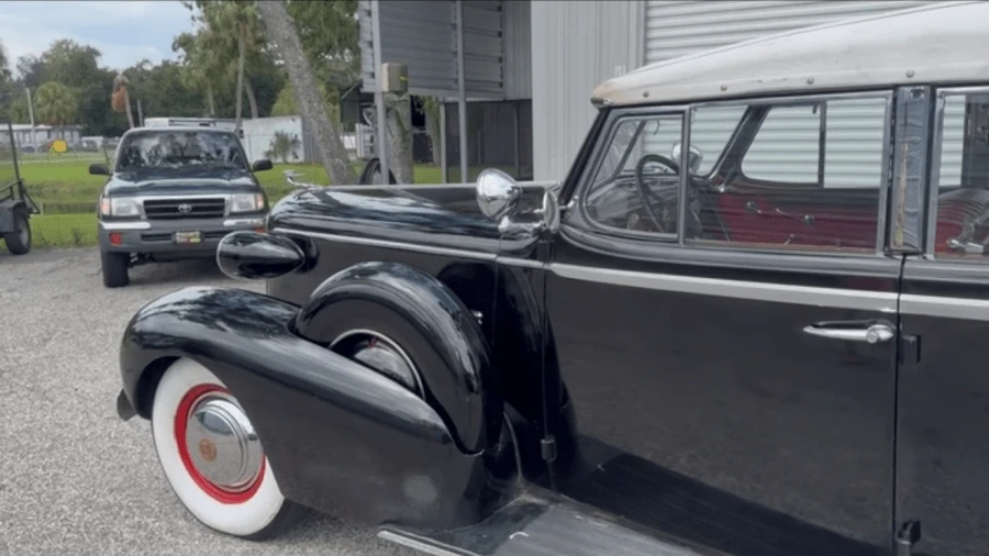 1937 Cadillac Series 70 & 75 - Image 4 of 8