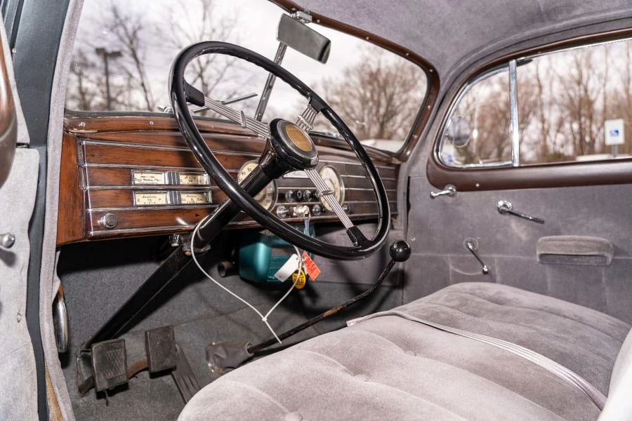 1937 Cadillac Series 70 & 75 - Image 16 of 24
