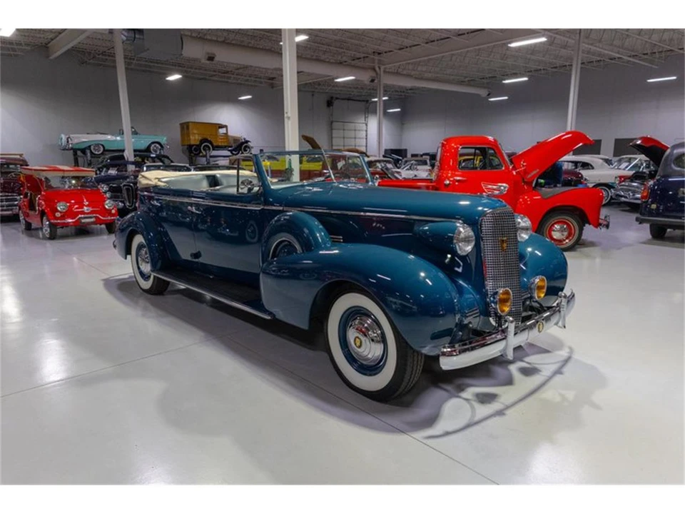 1937 Cadillac Series 70 & 75 - Image 14 of 31