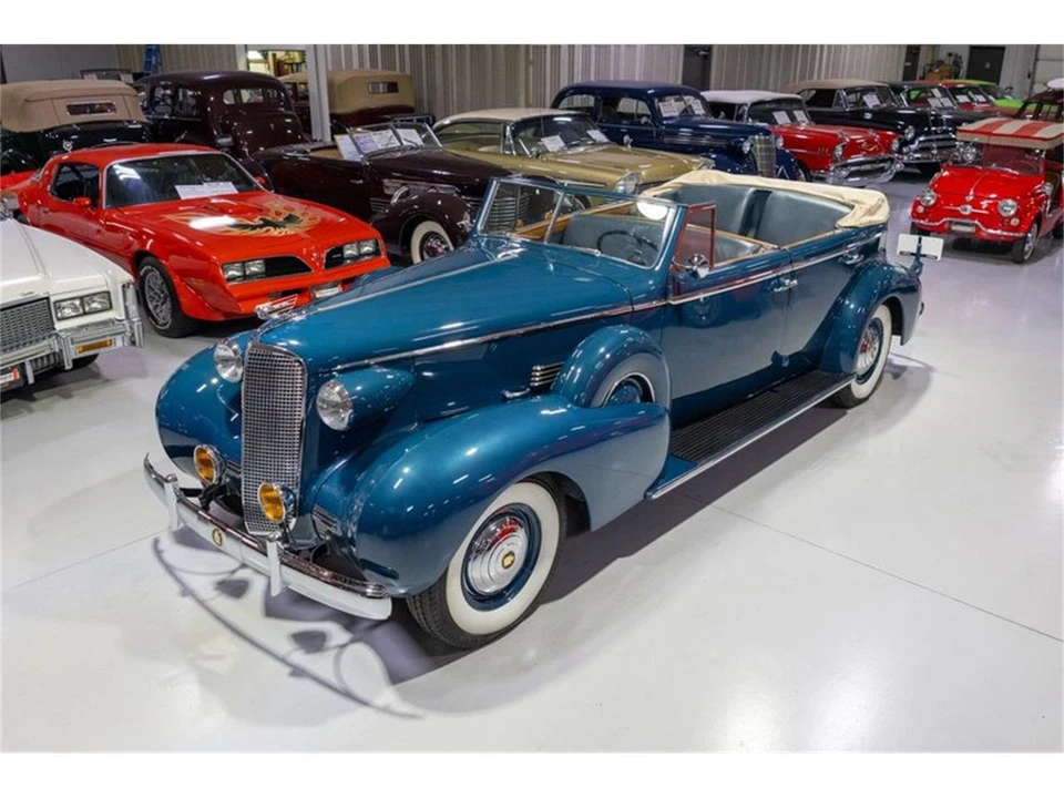 1937 Cadillac Series 70 & 75 - Image 4 of 31