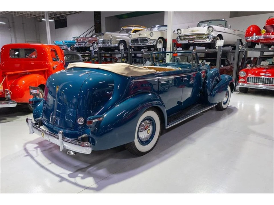 1937 Cadillac Series 70 & 75 - Image 16 of 31