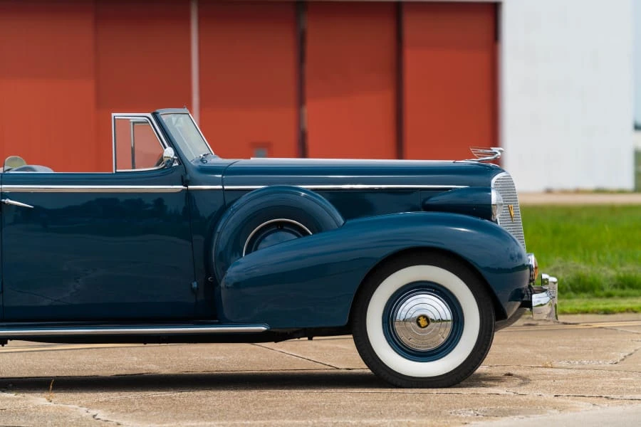 1937 Cadillac Series 70 & 75 - Image 7 of 28