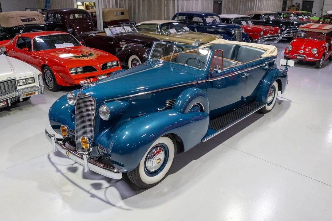 1937 Cadillac Series 70 & 75 - Image 6 of 31