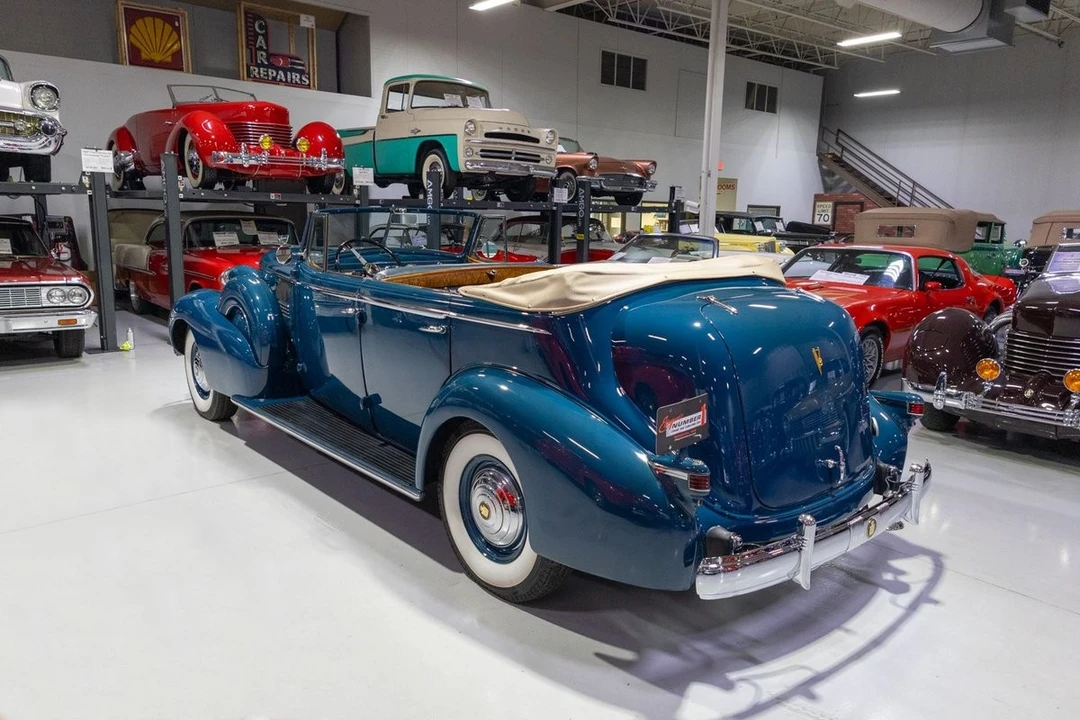 1937 Cadillac Series 70 & 75 - Image 20 of 31