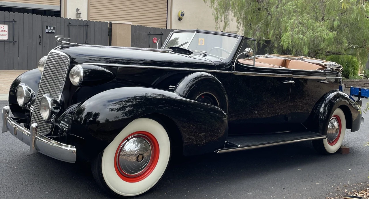 1937 Cadillac Series 70 & 75 - Image 31 of 31