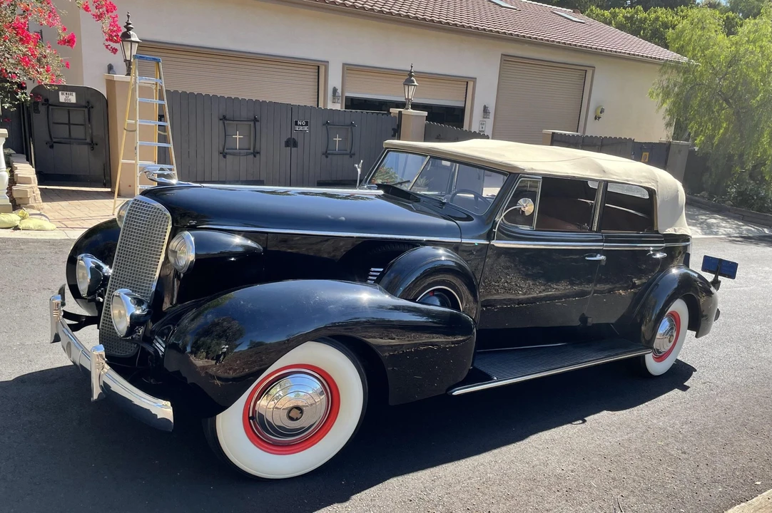 1937 Cadillac Series 70 & 75 - Image 4 of 31