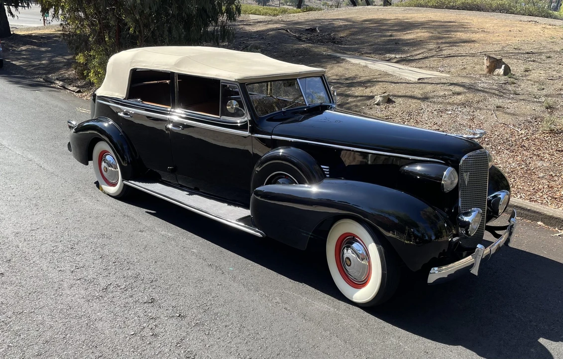 1937 Cadillac Series 70 & 75 - Image 7 of 31