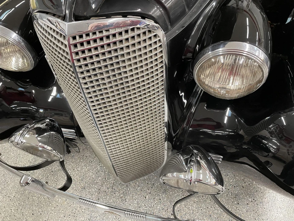 1937 Cadillac Series 70 & 75 - Image 25 of 31